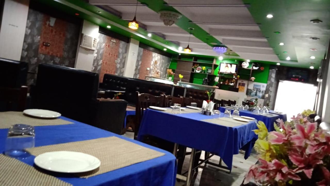 Rohit International By Wb Inn Sasaram Exterior foto